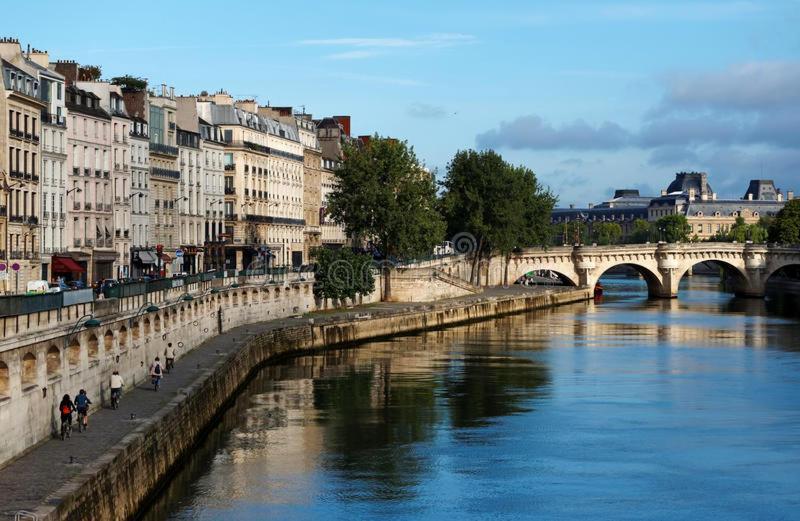 Daumier - New 2 Bdrs Flat Near La Seine Paris Exterior foto
