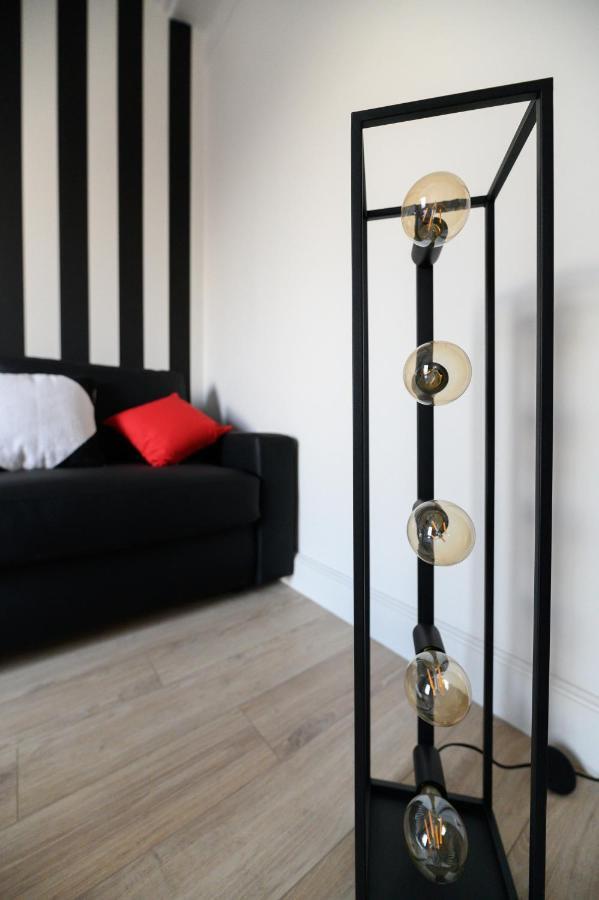 Daumier - New 2 Bdrs Flat Near La Seine Paris Exterior foto